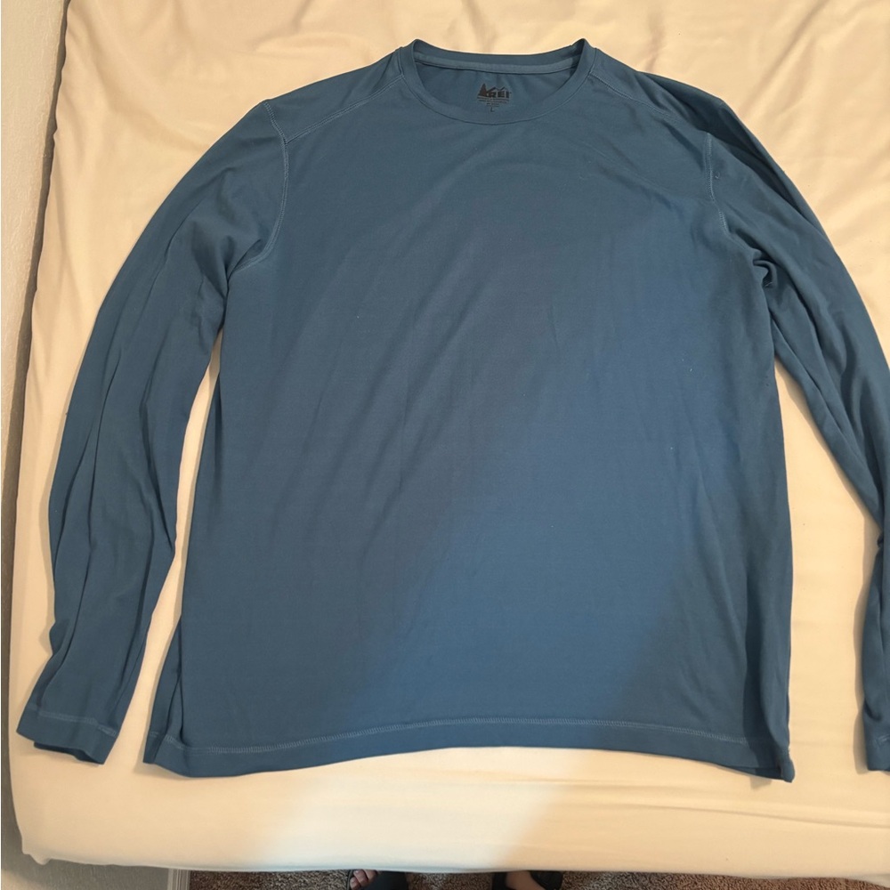 REI Men's Sky Blue Long Sleeve Tee
